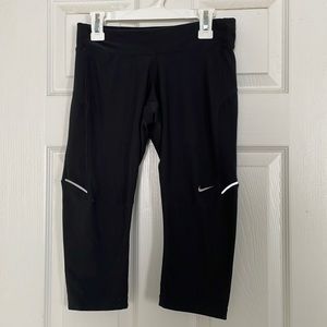 Women’s XS Nike dri-fit running capris